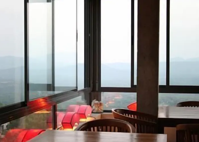 Hotel La Canela Piedralaves